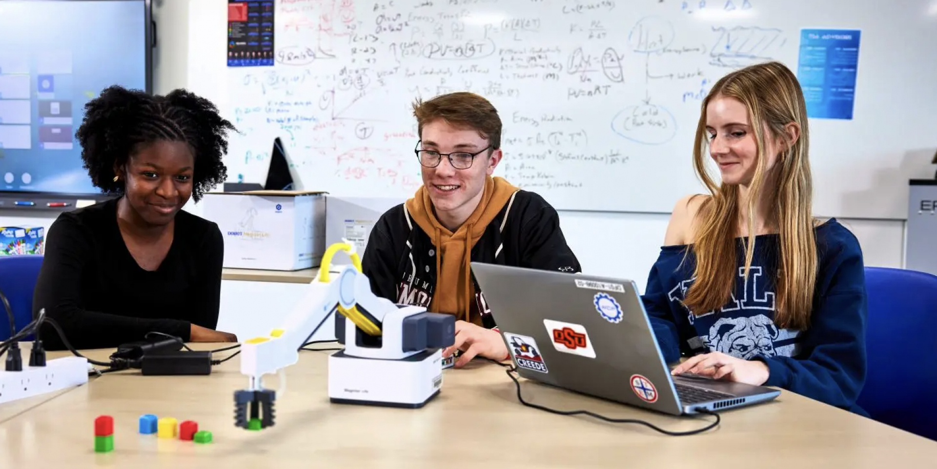Academy Dallara, Hera, Tim, Engineering: il 90% dei giovani sceglie di restare in azienda