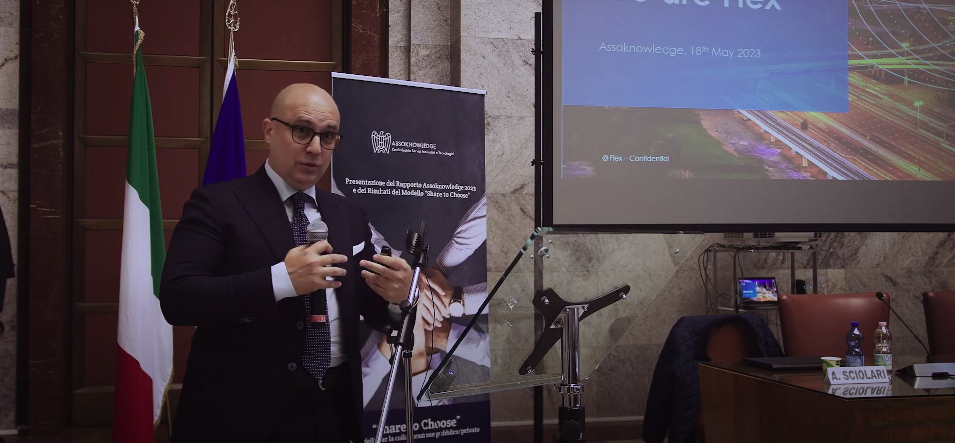 Rapporto Assoknowledge 2023 - Arrigo Apostolidis - Flex
